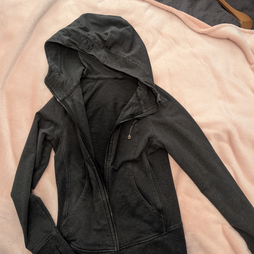 Lululemon Dark Heather Gray 🩶 Hooded Zip-Up Jacket